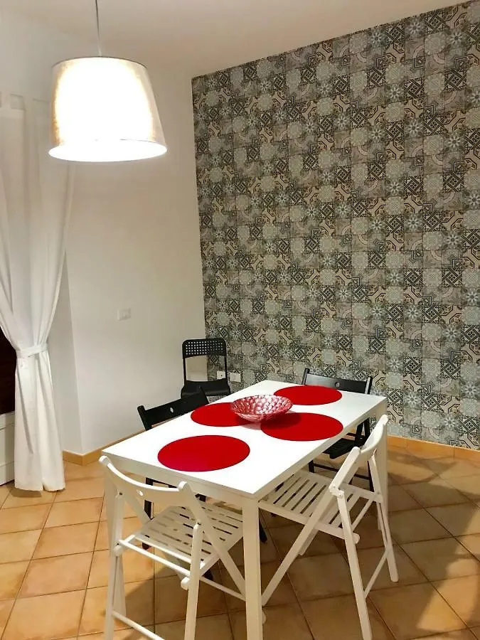 Etna Holidays Home Sereleo Santa Venerina Italie