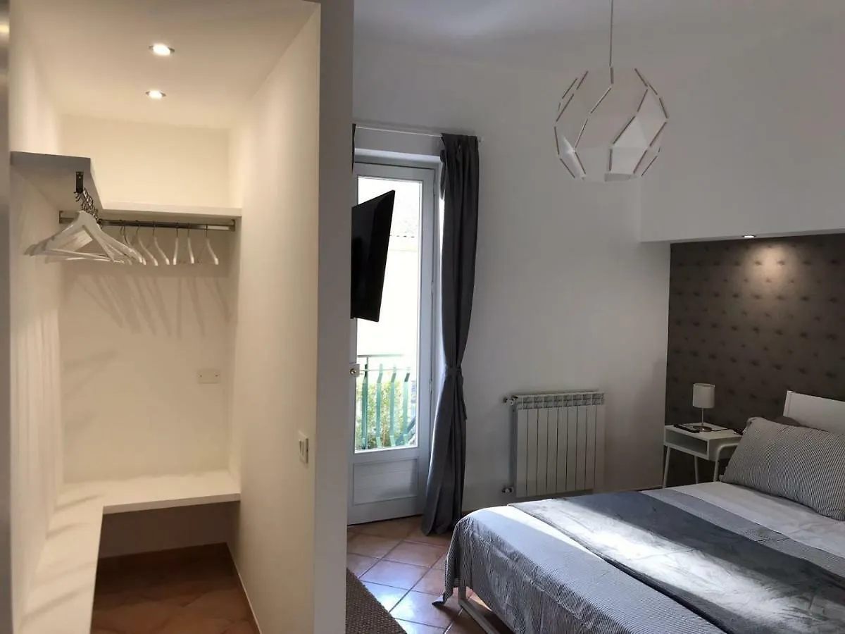 Etna Holidays Home Sereleo Santa Venerina