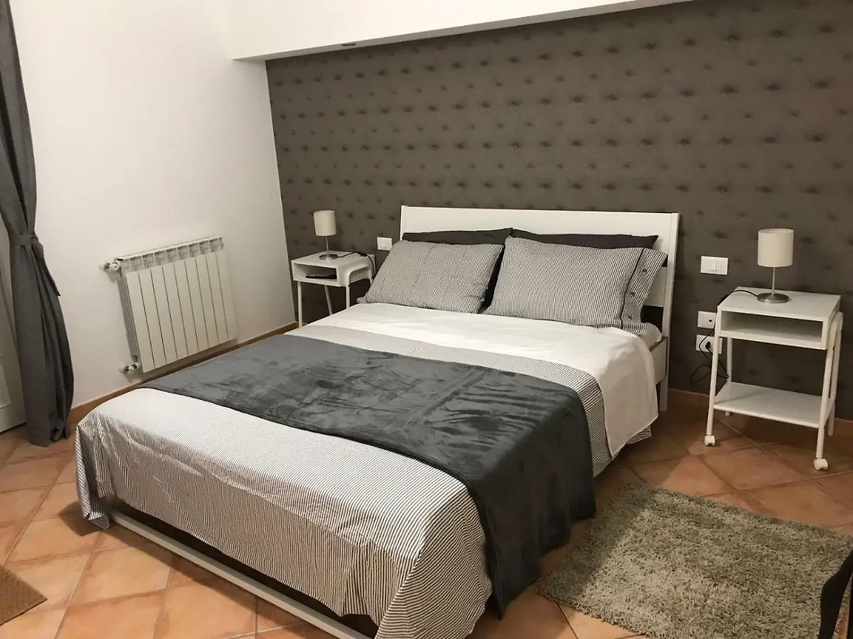 Etna Holidays Home Sereleo Santa Venerina 0*,