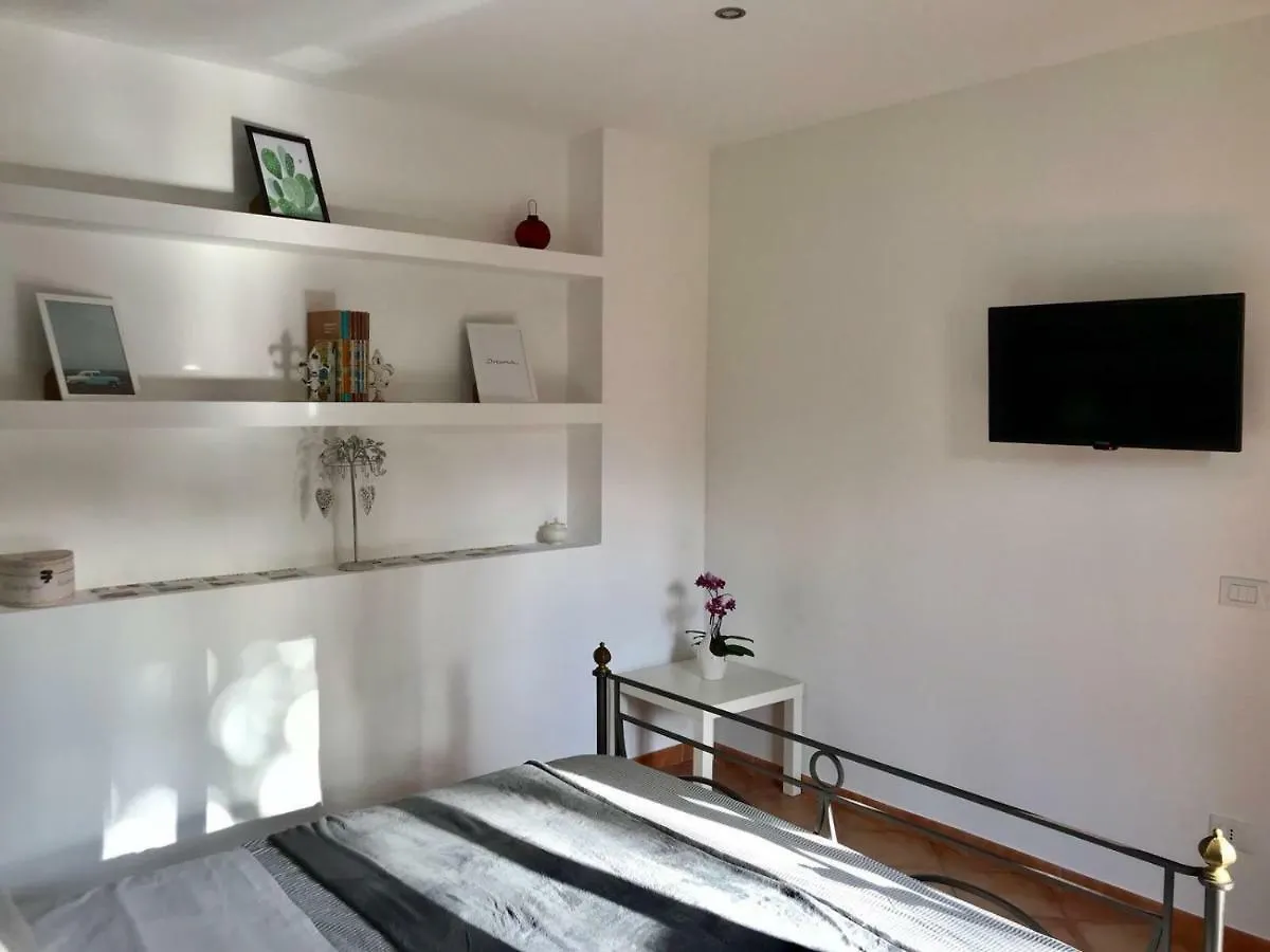 Etna Holidays Home Sereleo Santa Venerina