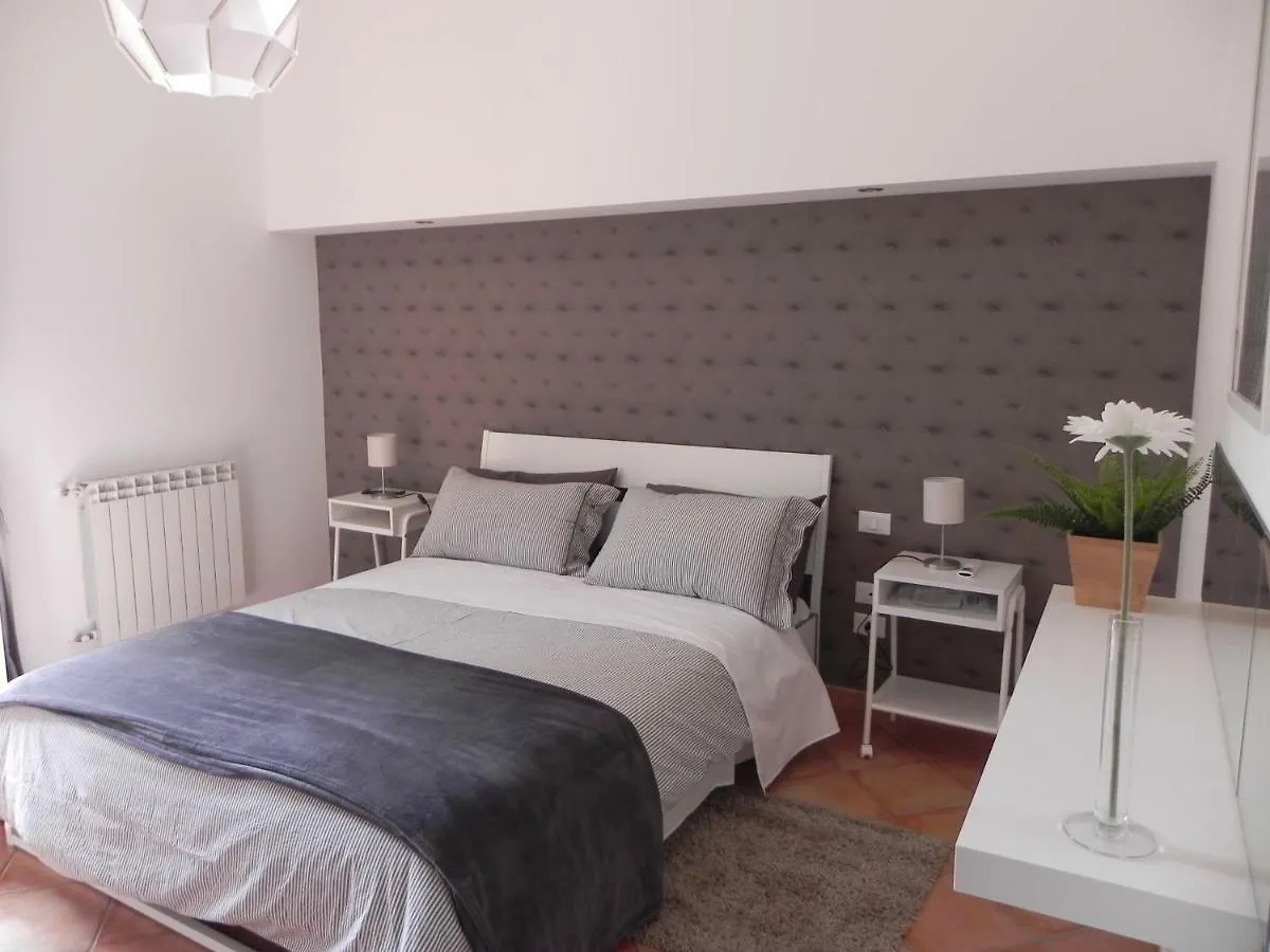 Etna Holidays Home Sereleo Santa Venerina